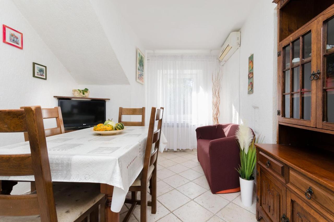 Apartment Josip Plomin Ngoại thất bức ảnh